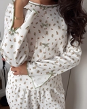AW 1033